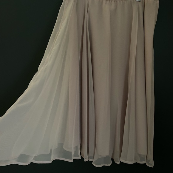 Beautiful blush vintage skirt - Picture 4 of 5